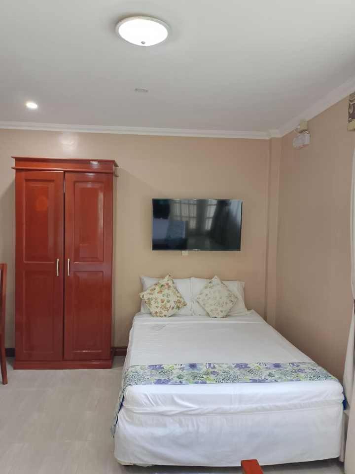 Ocean Breeze Resort Toledo Buitenkant foto