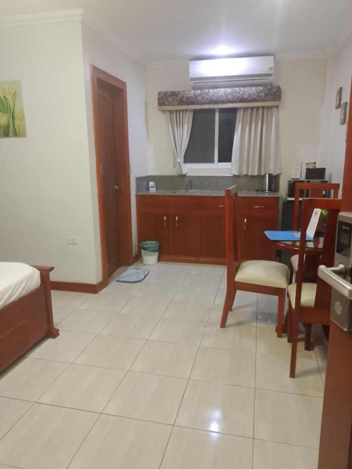 Ocean Breeze Resort Toledo Buitenkant foto